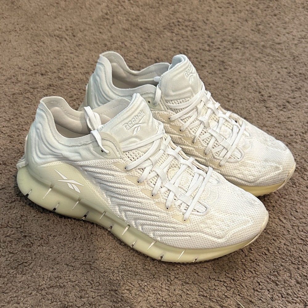 Reebok Sneakers